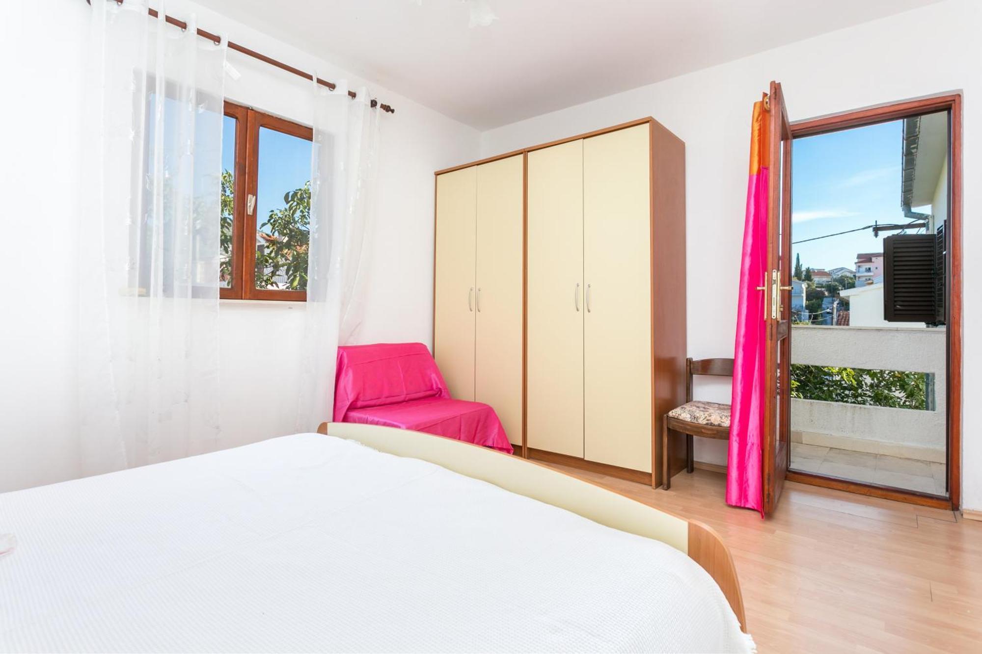 Apartments By The Sea Seget Vranjica, Trogir - 1038 Chambre photo