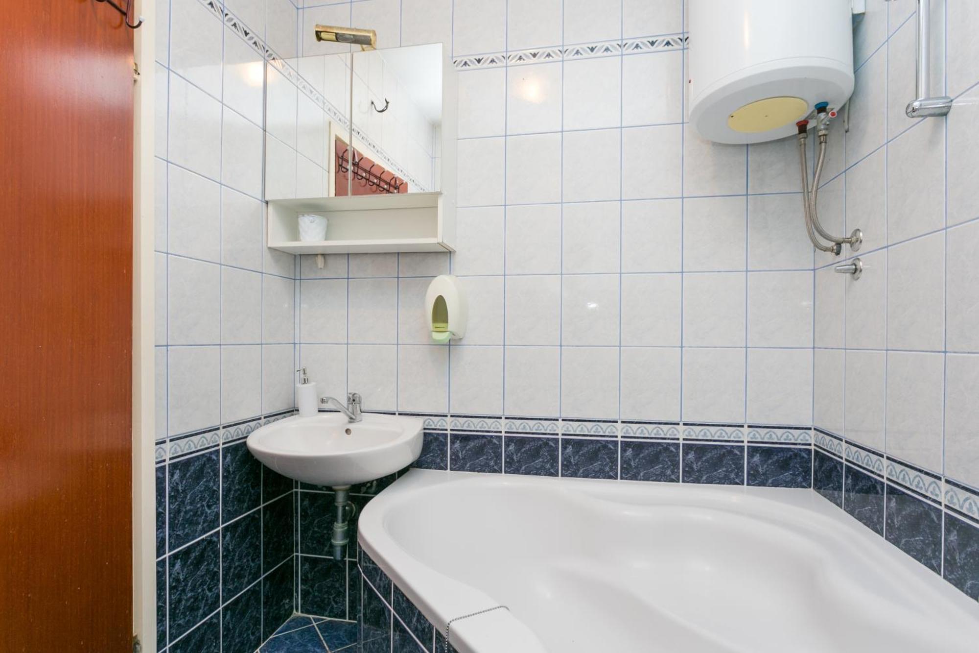 Apartments By The Sea Seget Vranjica, Trogir - 1038 Chambre photo
